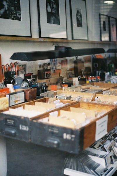 九游会解析：特斯拉汽车芯片如何驱动新能源智能座舱与自动驾驶技术