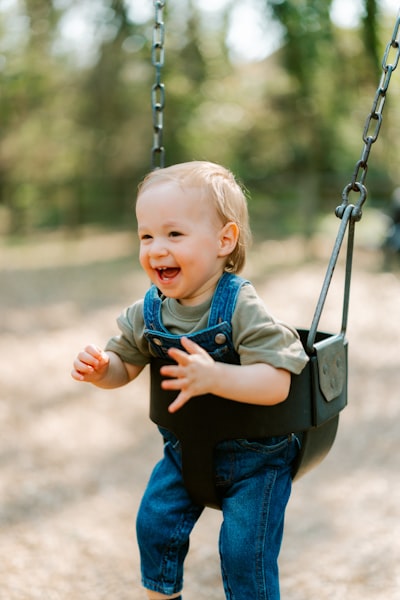 九游会车载系统：智能娱乐与安全驾驶的完美融合